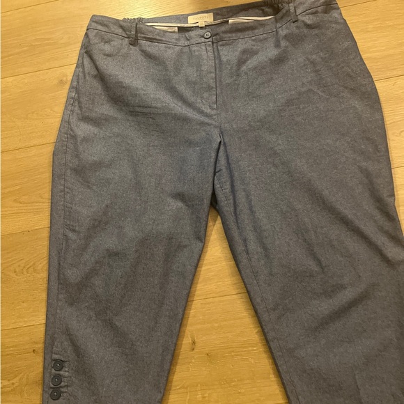 Talbots Women’s Pants  Light Denim  Classic Fit Straight Leg  Size 22 W - Picture 1 of 14